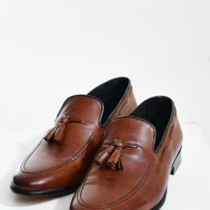 Mocassin habillés à glands en cuir – Image 1